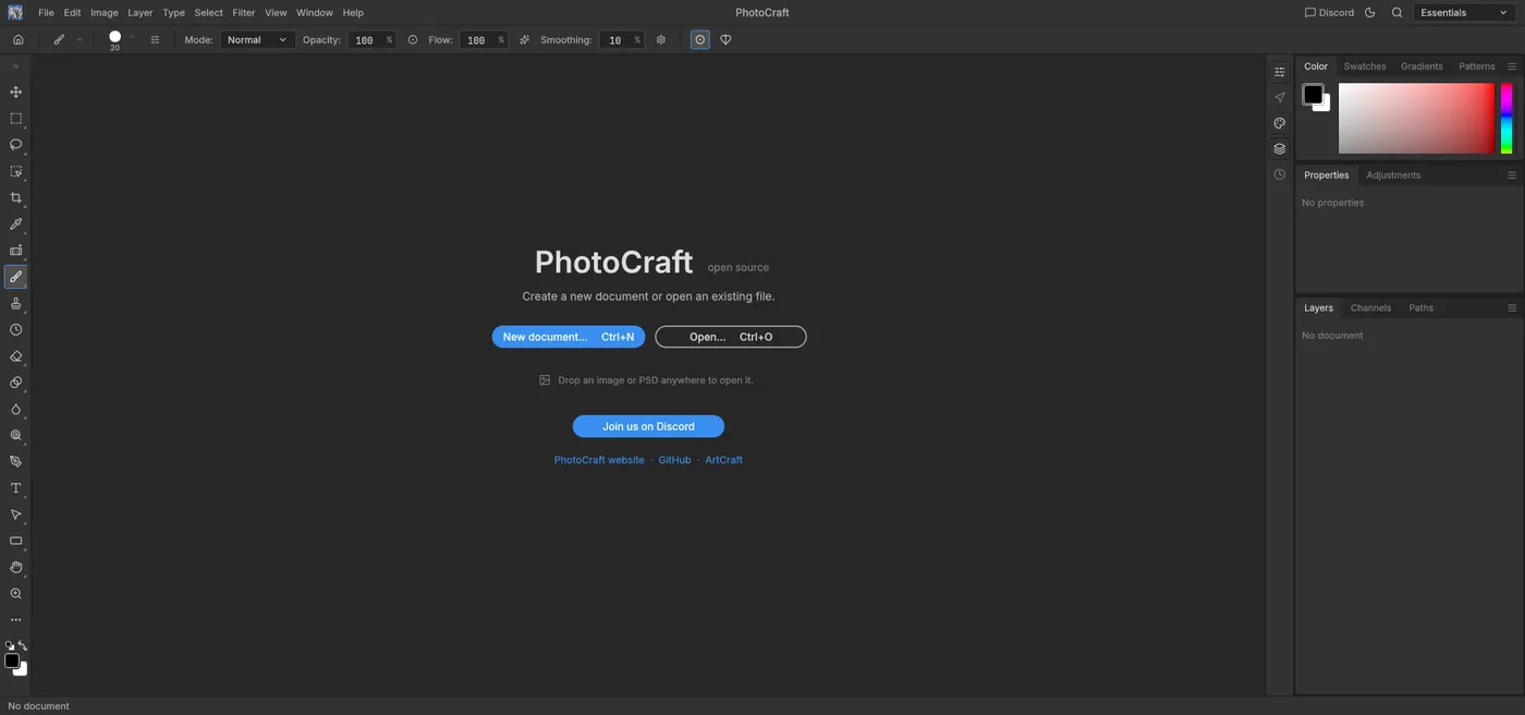 The photo editor start screen: tool strip on the left, color and layers panels on the right